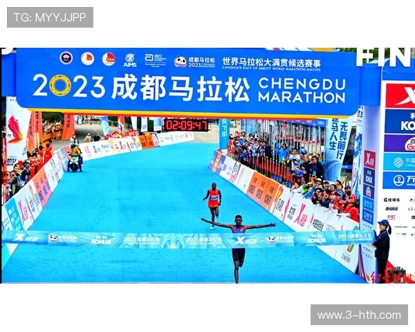 成都攀岩队的马拉松大满贯之路:突破自我与团队精神的完美结合 成都攀岩队的马拉松大满贯之路:突破自我与团队精神的完美结合